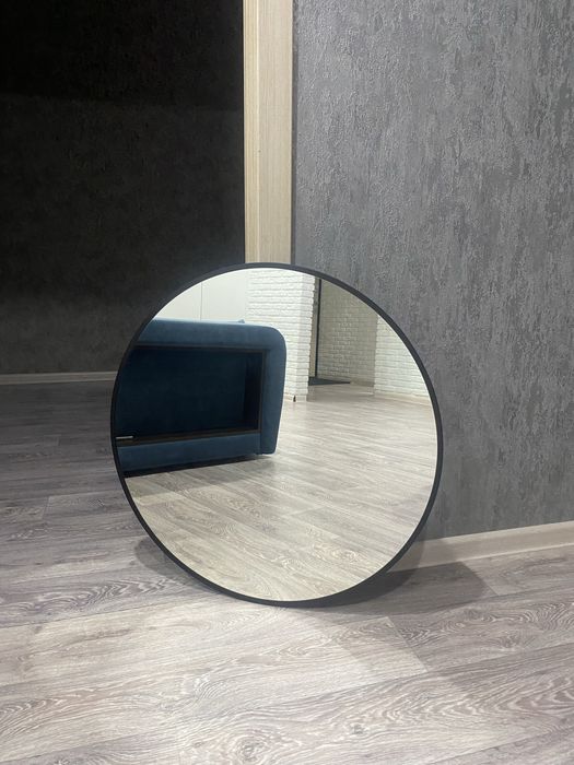 Продам зеркало 70см