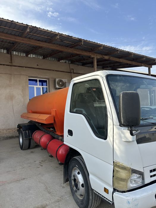 Isuzu 2008 yil ishlab chiqilgan