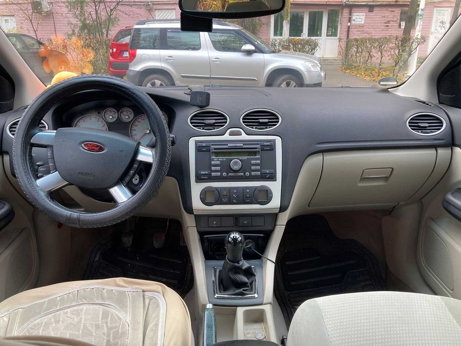 Ford Focus Ghia 2005 1.6 Benzina 115cp