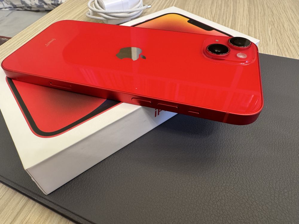 iPhone 14 Plus Product RED