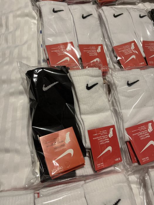 Sosete nike akbe si negre - marime unuversala