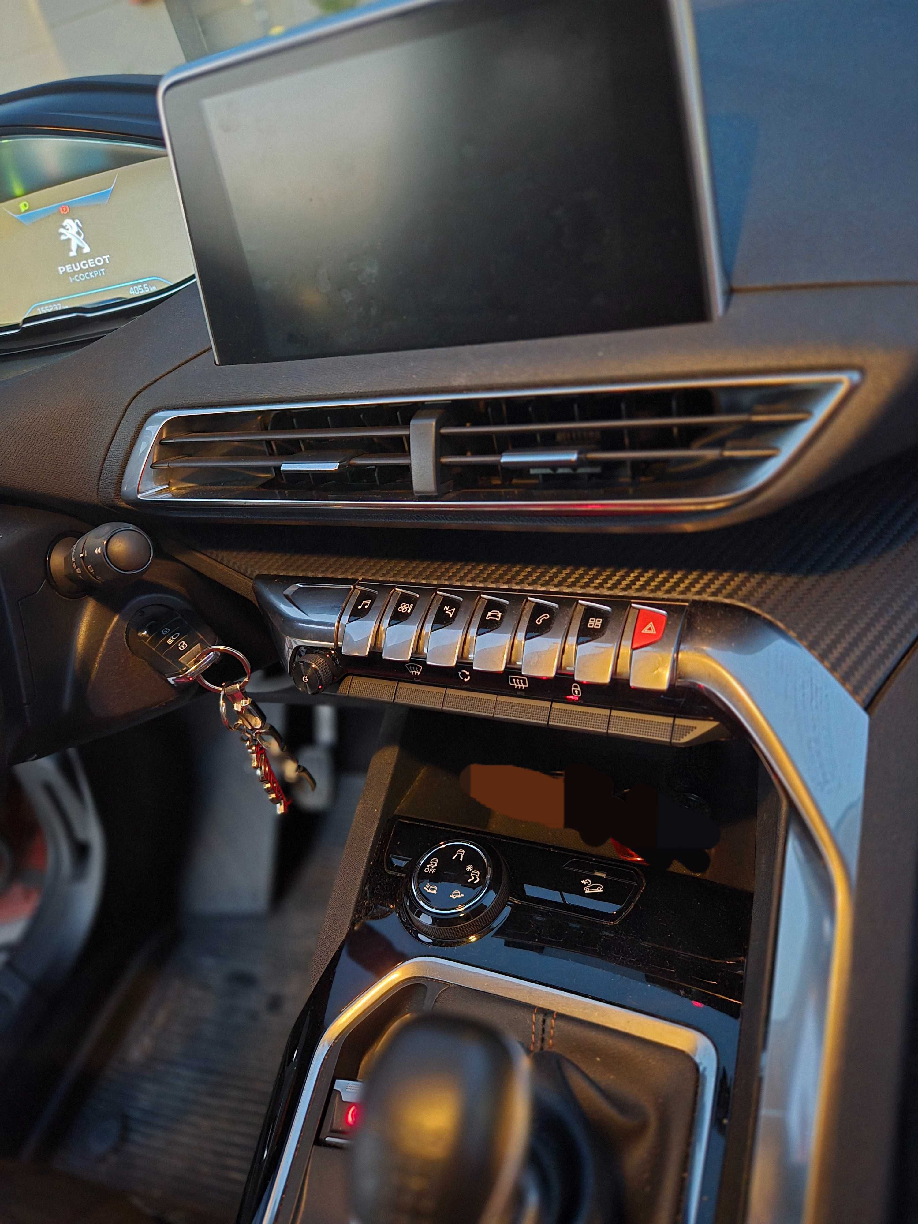 Продавам Пежо Peugeot 3008 1.5 Blue HDI  SUV