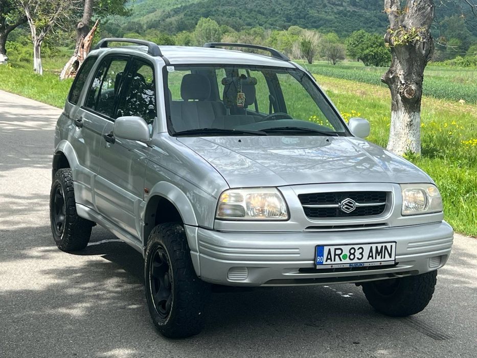 Suzuki Grand Vitara 2.0 benzina 4 usi