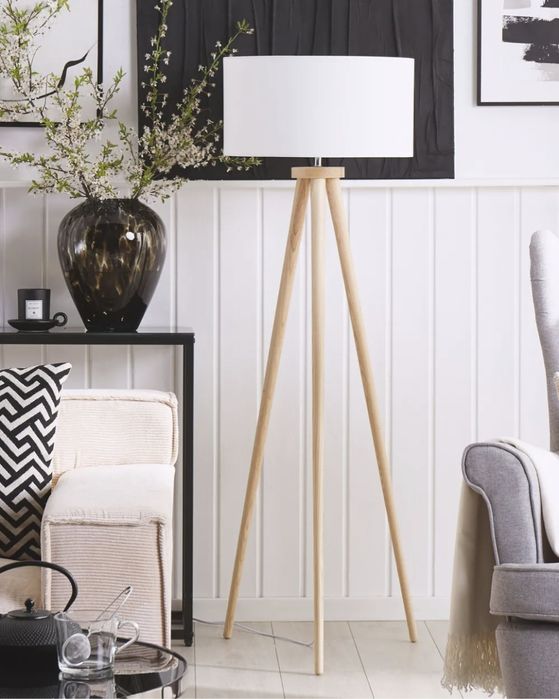 Торшер. Лампа напольная