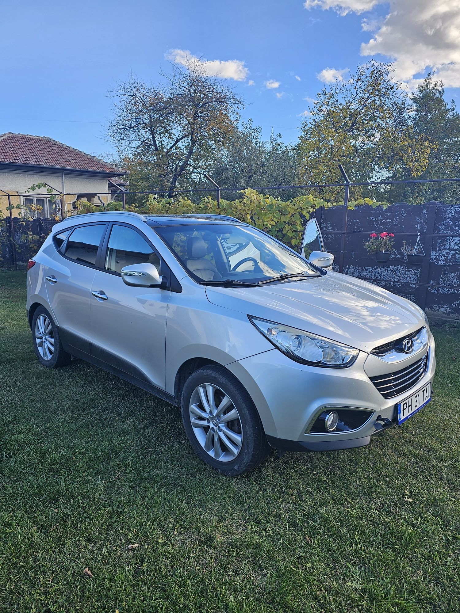 Hyundai ix35 prim proprietar