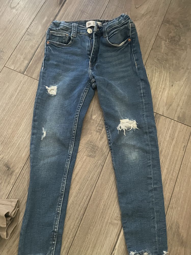 Дънки и панталони Zara , H&M