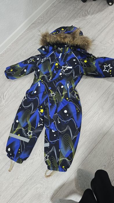 Продам зимние куртки