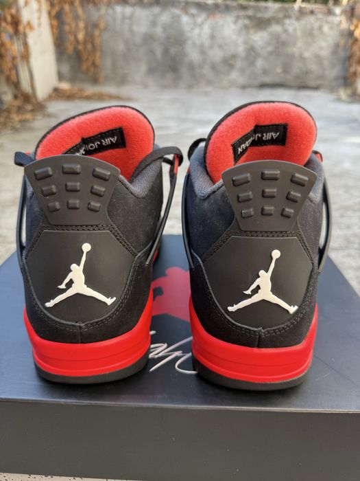 Air Jordan 4 Retro Red Thunder