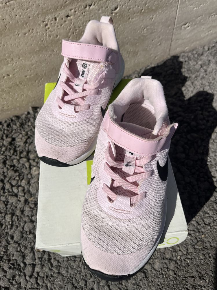 Детски маратонки NIKE