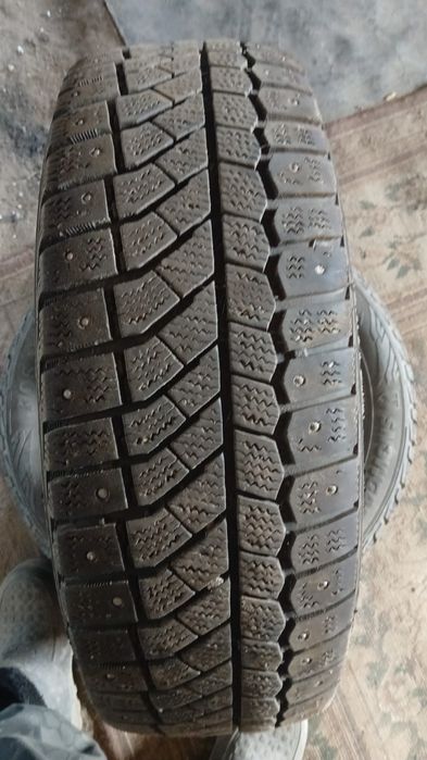 Продам шины 185/65/р14