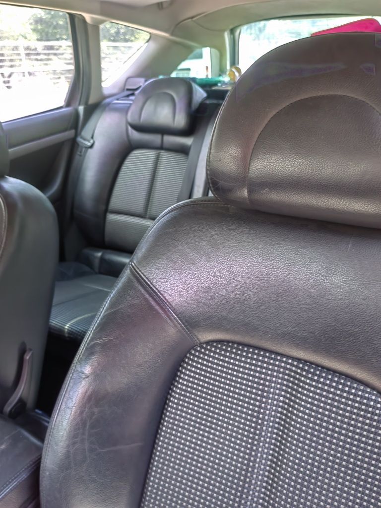 Пежо 407 2.0hdi 2005г.