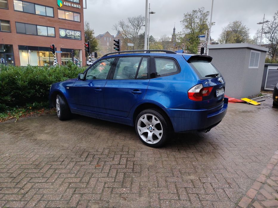 Vand Bmw X3 2.5 benzina