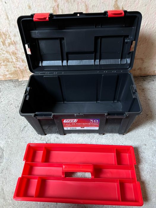 Куфари за инструменти Tayg