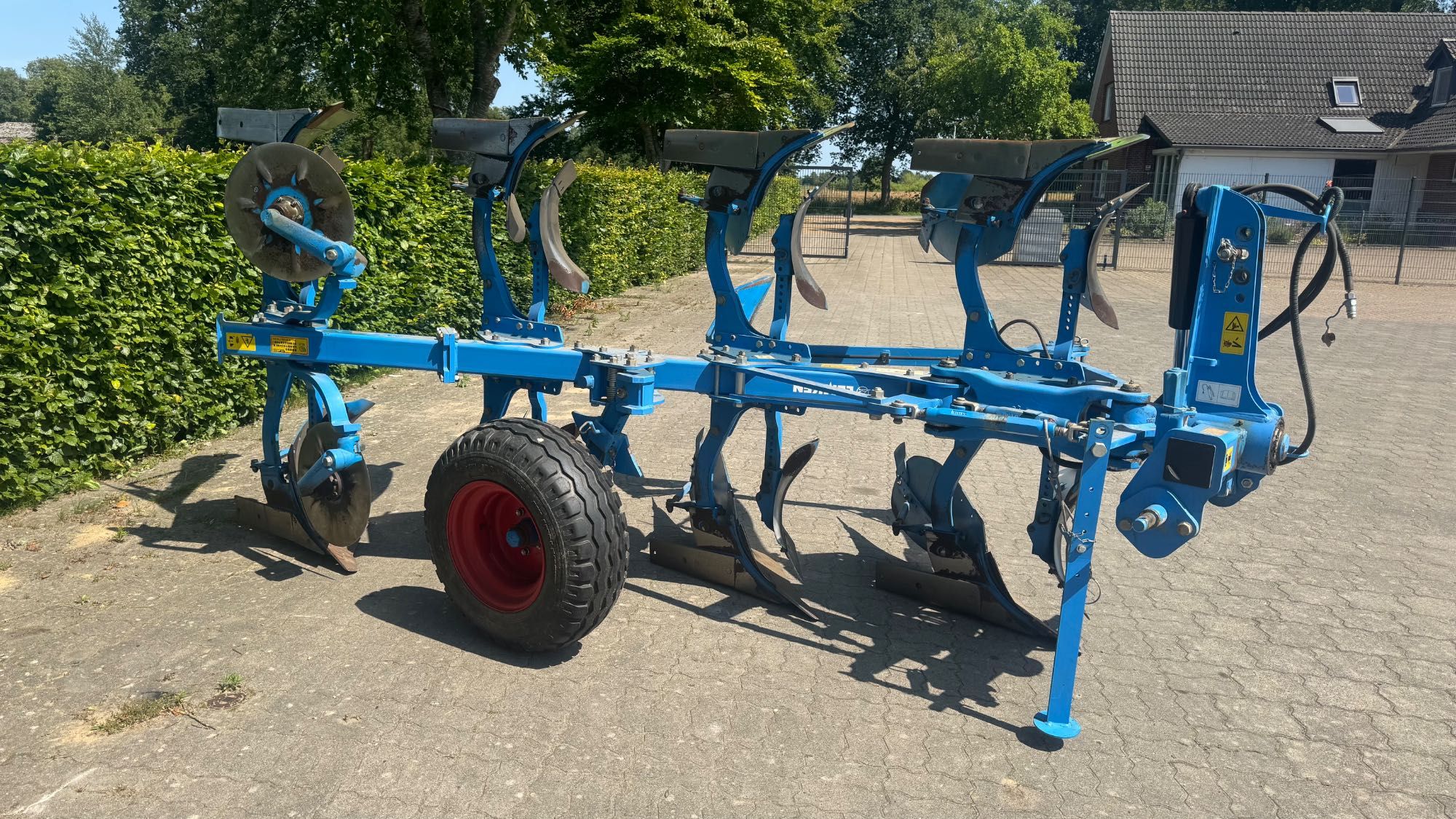 Lemken Europal 5 Case, Claas Arion, John deere, Belarus tortadi