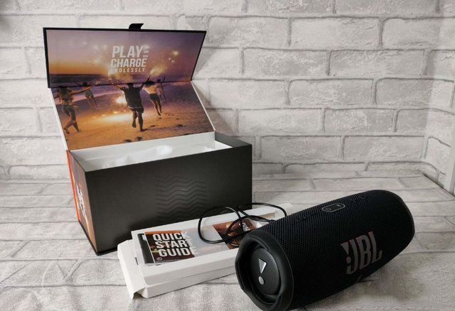 JBL CHARGE 5, оригинал с документами