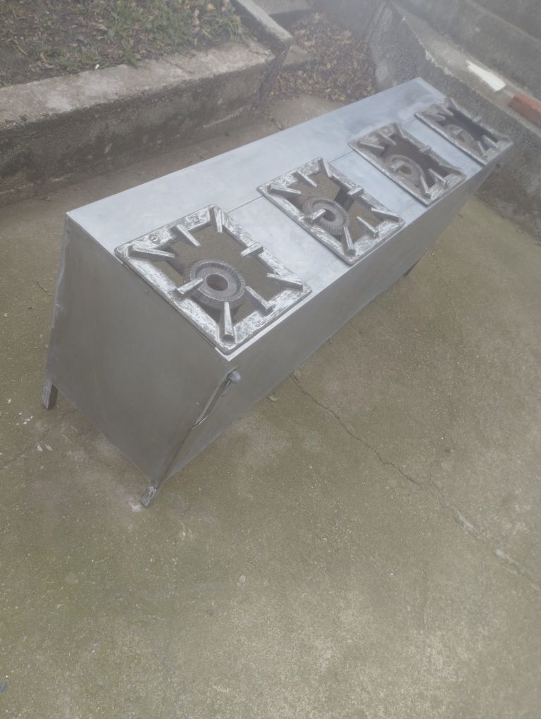 Газови котлони 4 на брой на един плод от неръждавейка