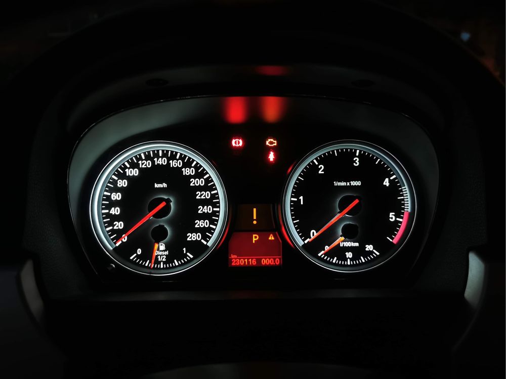 Modificate iluminat ceasuri BMW SERIA E si F