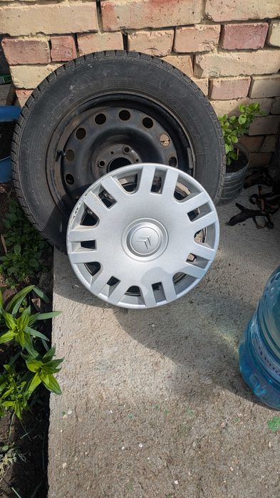 4 Зимни гуми с Тасове и Джанти 175/65R14 Пежо - Ситроен