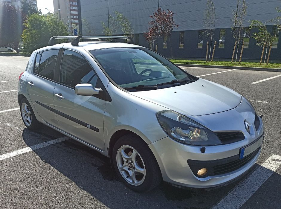 Renault Clio 3 motorizare 1,6l benzina si gpl