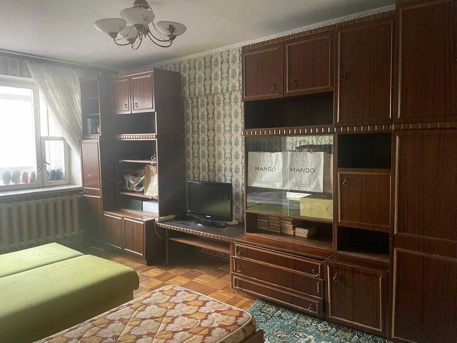 Двух Девушек на подселение(Район Зеленого Базара)