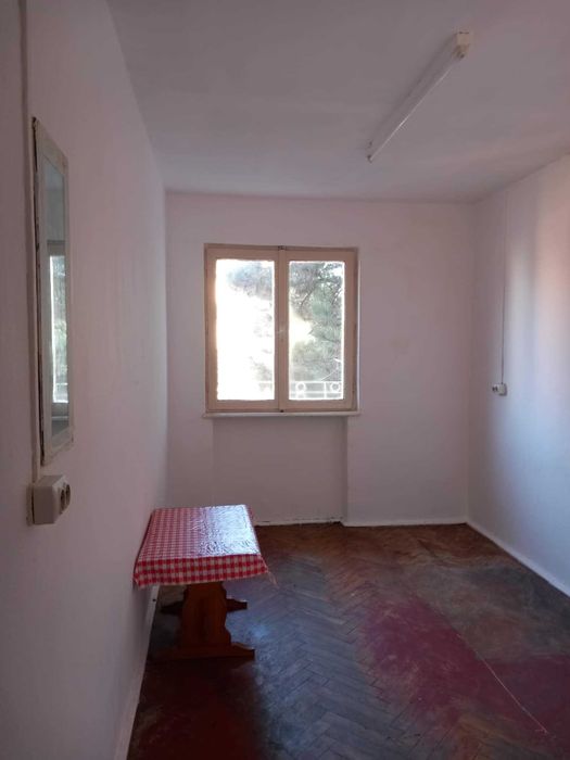 Garsoniera NEMOBILATA tip Azomures