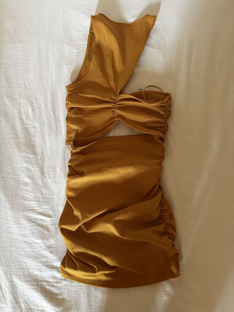 Къса рокля Zara