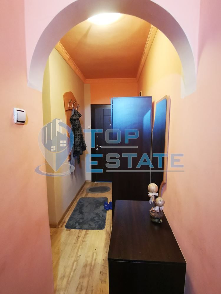 Продава се Тристаен апартамент в Горна Оряховица - 70 кв.м за 984 €/кв.м - Снимка #11