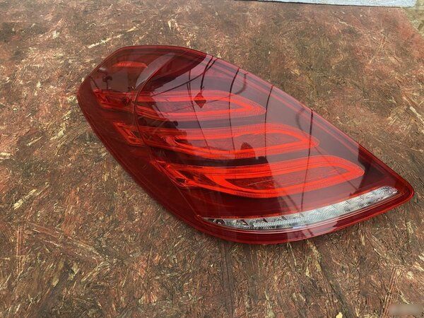 Задние фонари на w222