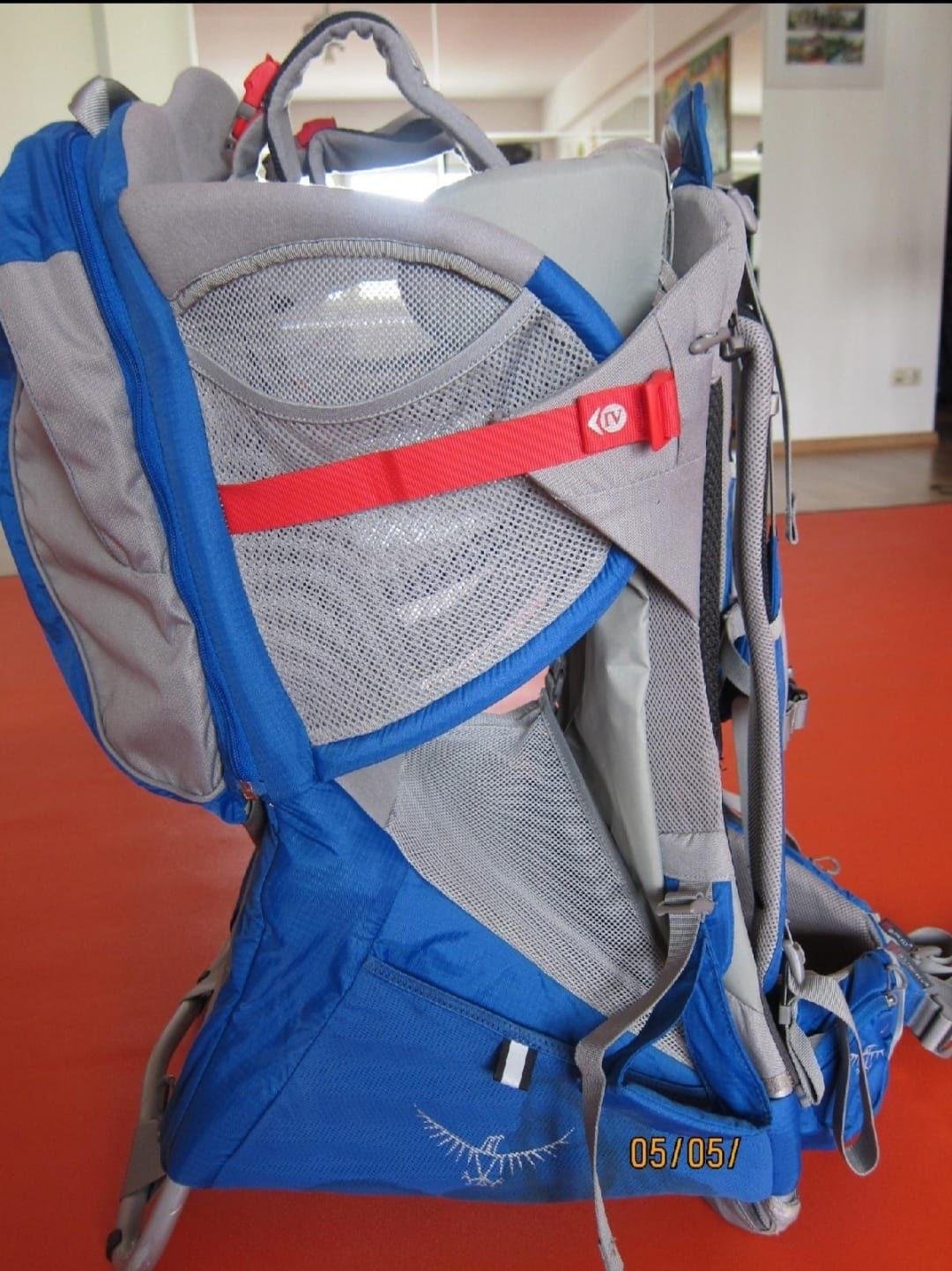 Osprey poco premium, разница за носене на детей  до 23кг, 34 l