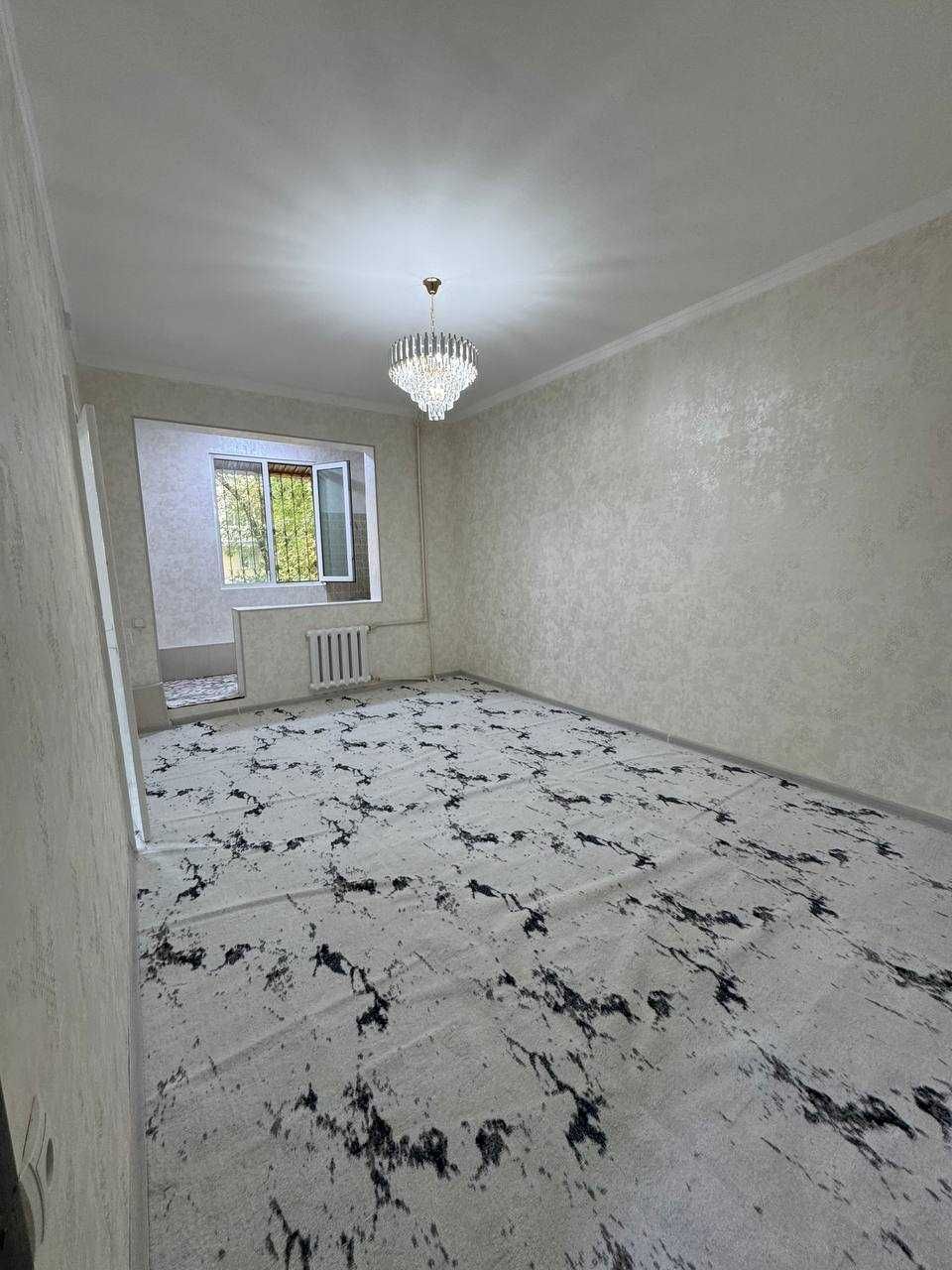 СРОЧНО !!! Продается квартира в Яшнабаде  1/1/4 (33 кв/м) Авиасозлар 4