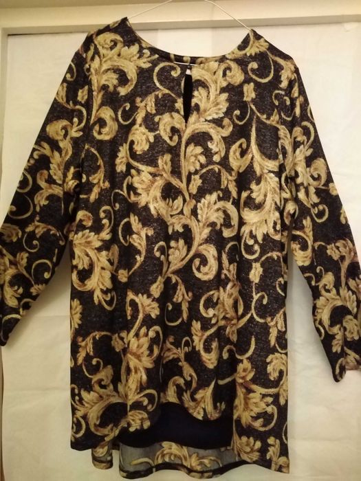 Pulovar modern cu fir metalic