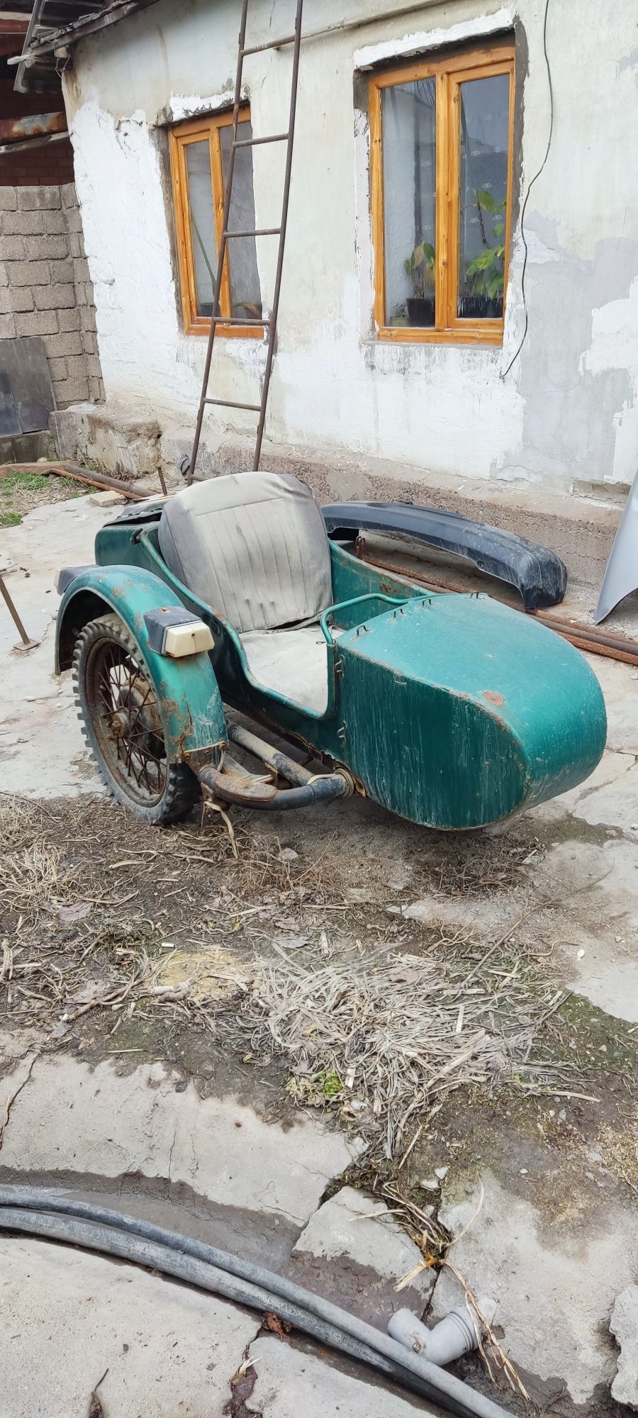 Срочно мотоцикл Урал