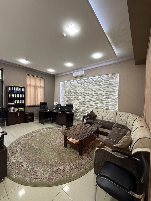 Сдаются офис, м. Ойбек, 530 м2