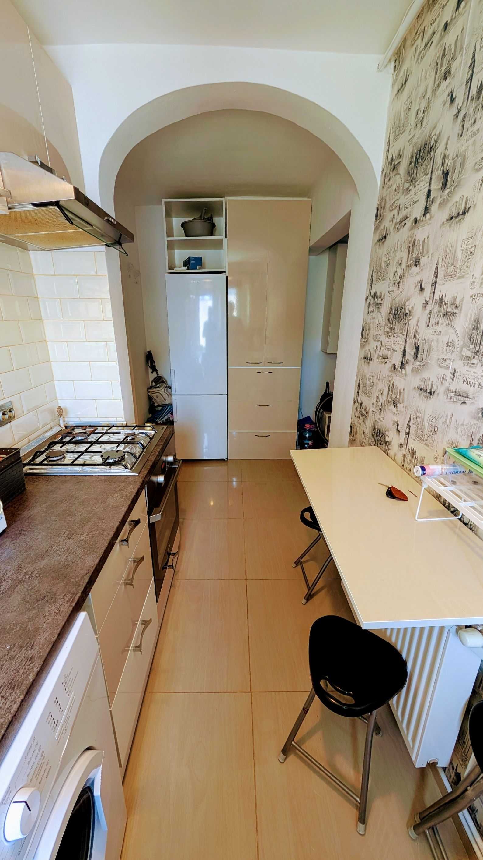 Vand apartament 3 camere complet mobilat și utilat, Cluj zona Mănăștur