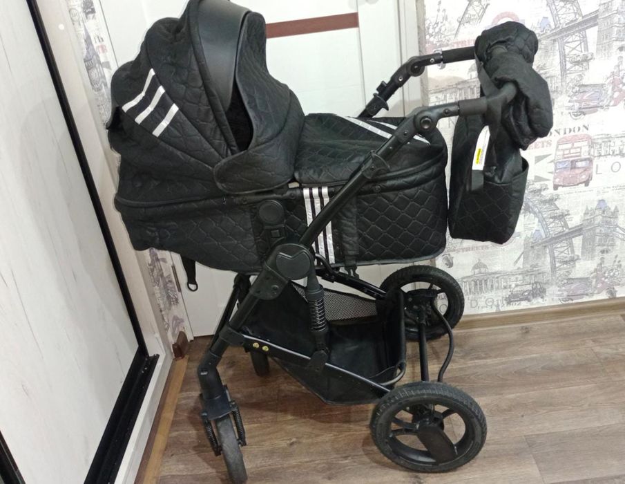 Продам коляску. Зима-Лето