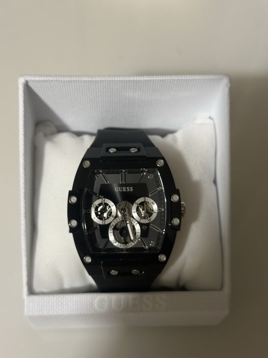 Часовник Guess мъжки