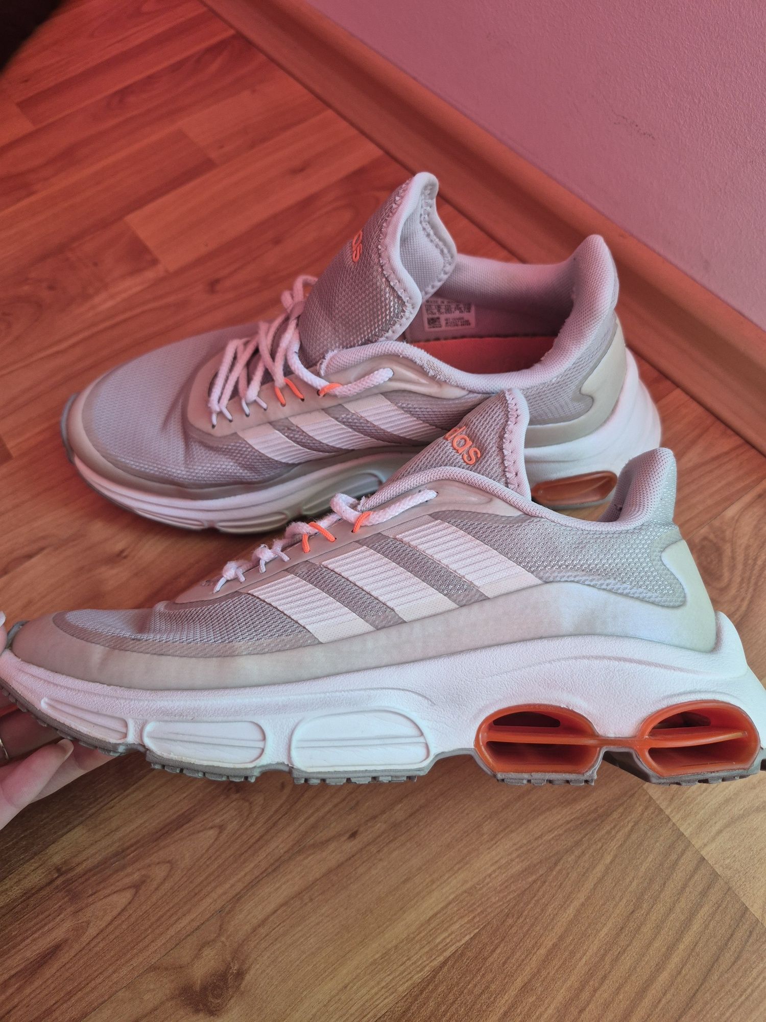 Маратонки Adidas QuadCube