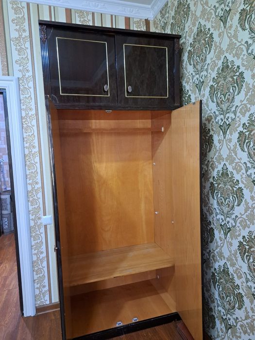 Шкаф плательный Срочно