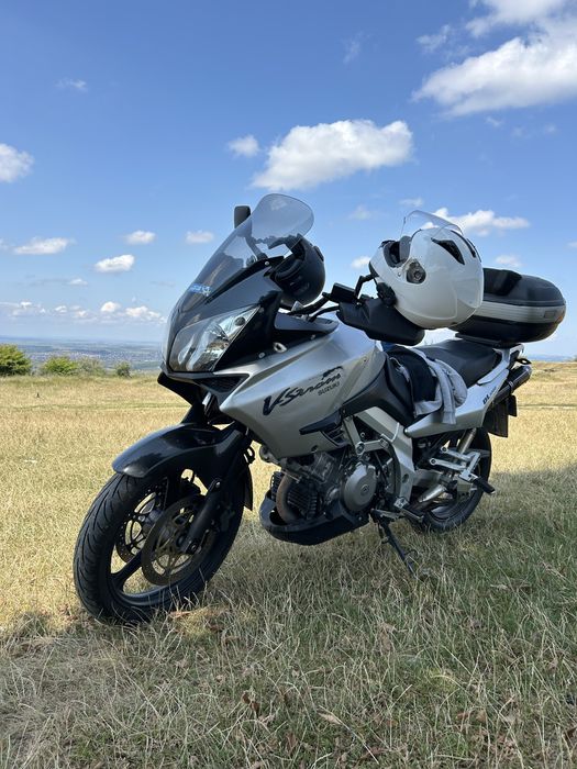 Motocicleta Suzuki V-Strom DL1000