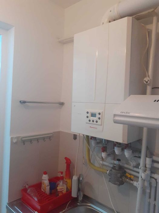 De vanzare – Garsoniera decomandata, mobilata si utilata – Micro 20