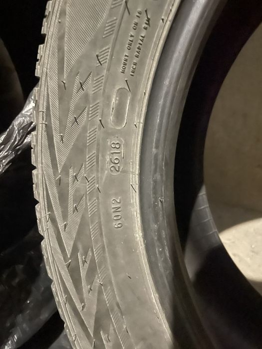 Зимни гуми "Nokian - WR SUV / 225 55 18 "4