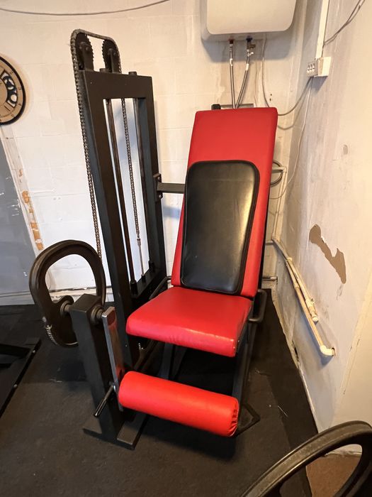 Aparat extensii picioare, aparate fitness