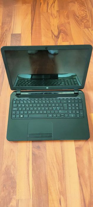 Vând Laptop HP AMD E2 3800/4GB DDR3