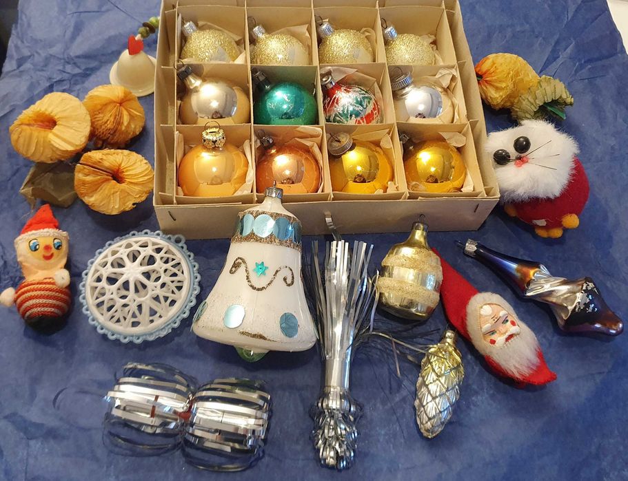 Globuri si ornamente vechi Craciun