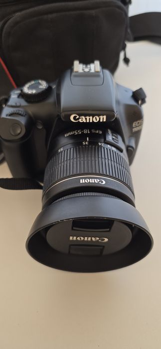 Aparat foto Canon EOS 1100D