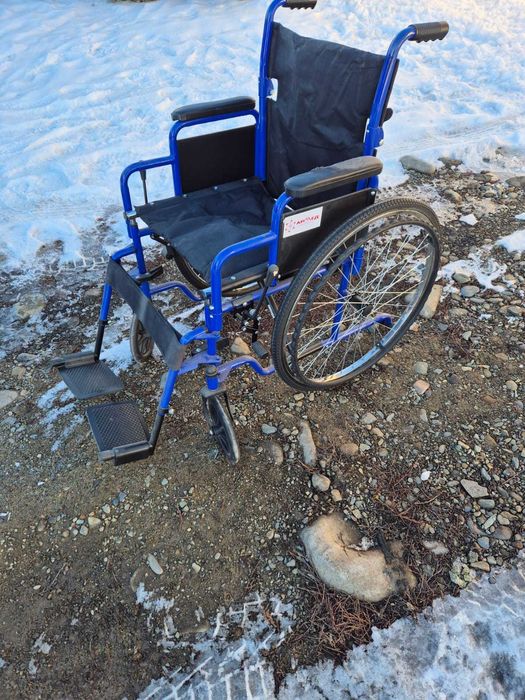 Продам инвалидную каляску.