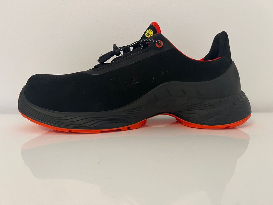 Pantofi Uvex marimea 43