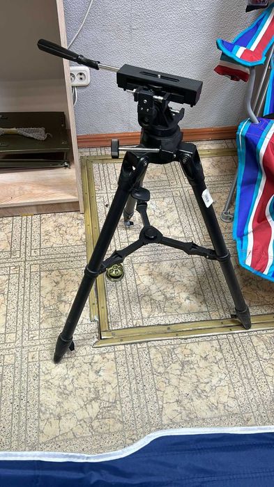 Штатив тренога азимутальный Meade для телескопов, фото и видеокамер.