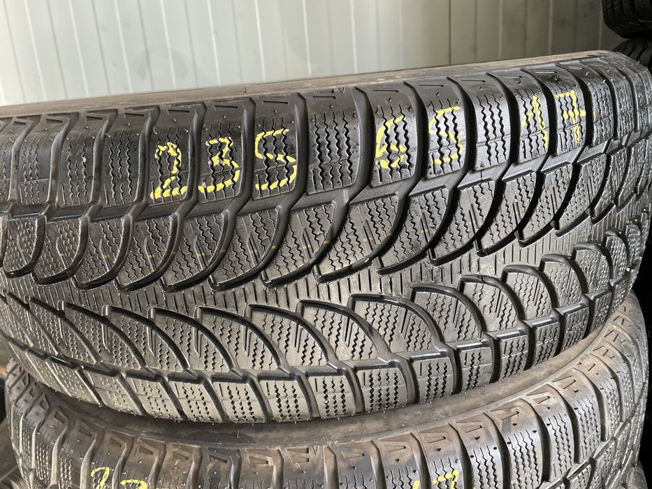 Cauciucuri 235/65R17 Bridgestone, anvelope iarna M+S 235/65/17