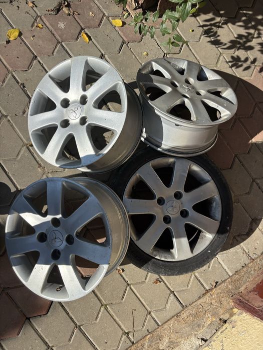 Vand genti 16 Mitsubischi